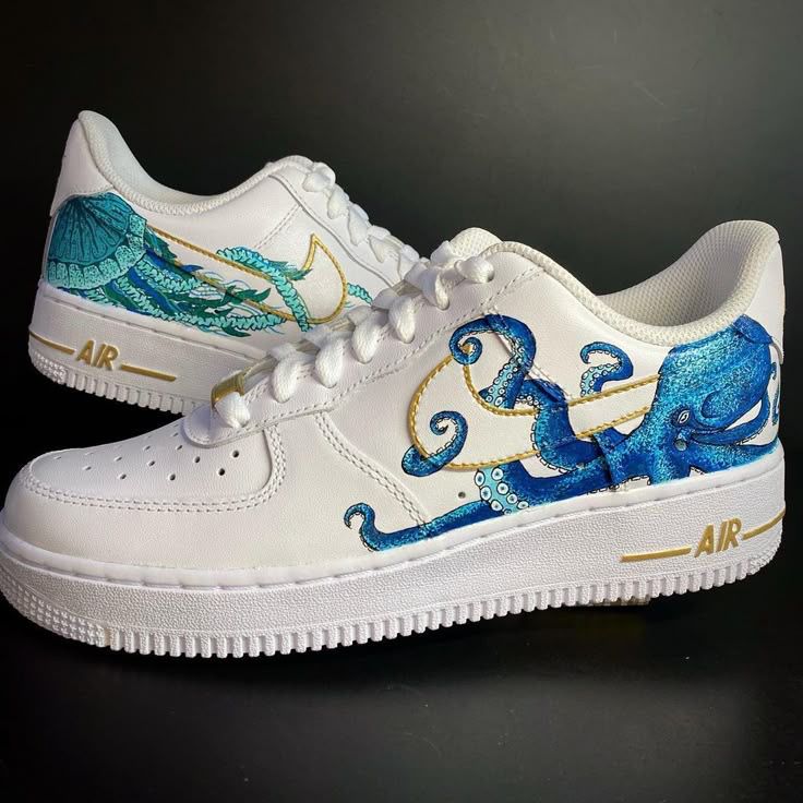 Tidak Ink Sneakers